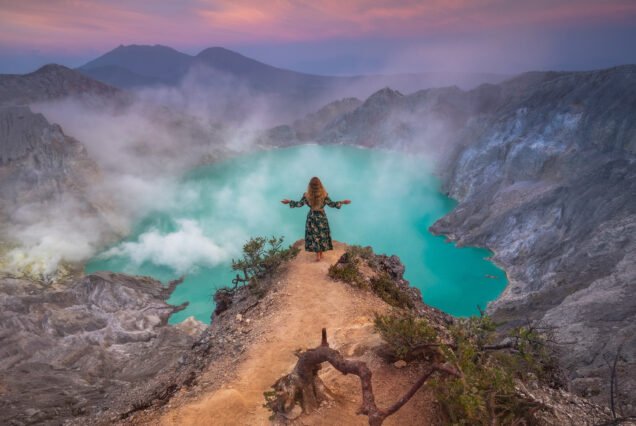 Volcán Ijen Blue Fire — Caminata Nocturna desde Bali