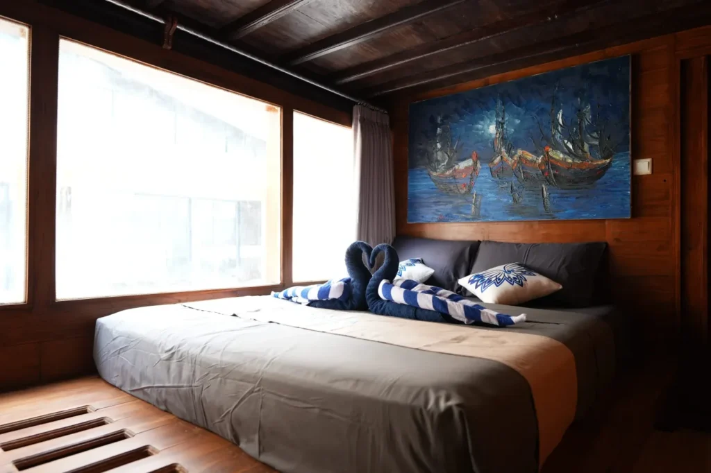 Shakti cabin