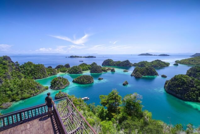 Raja Ampat Tour 7 Tage — Schnorcheln im Inselparadies